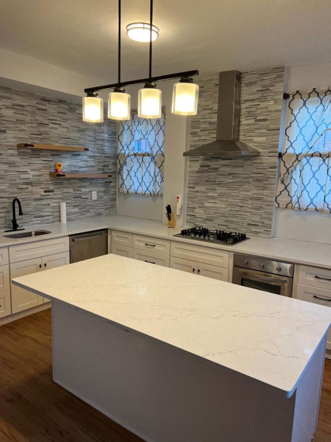 Luxurious Townhouse Near Nyc Hébergement de vacances Newark