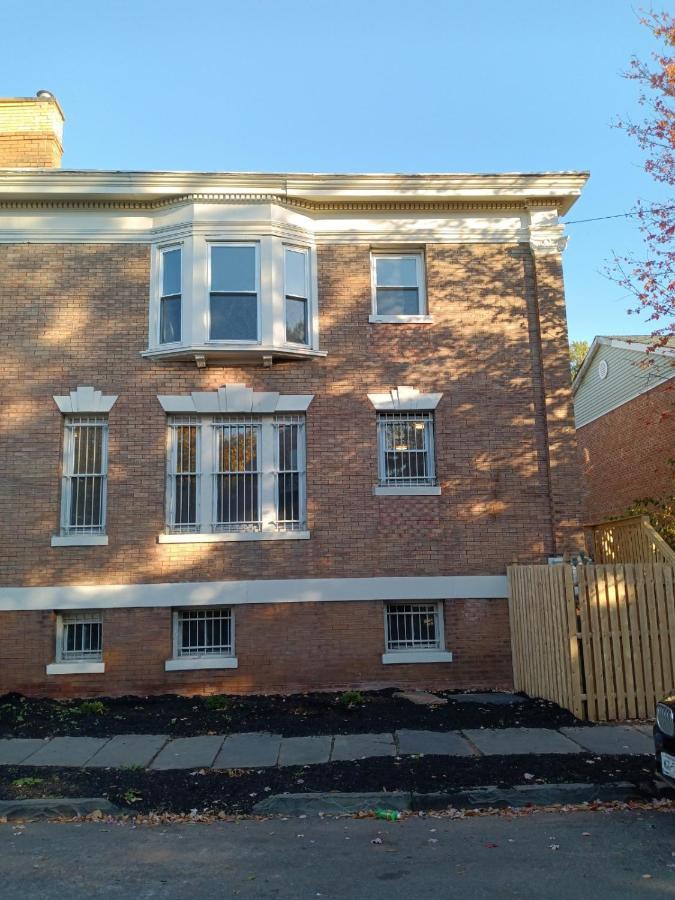 Luxurious Townhouse Near Nyc Hébergement de vacances *