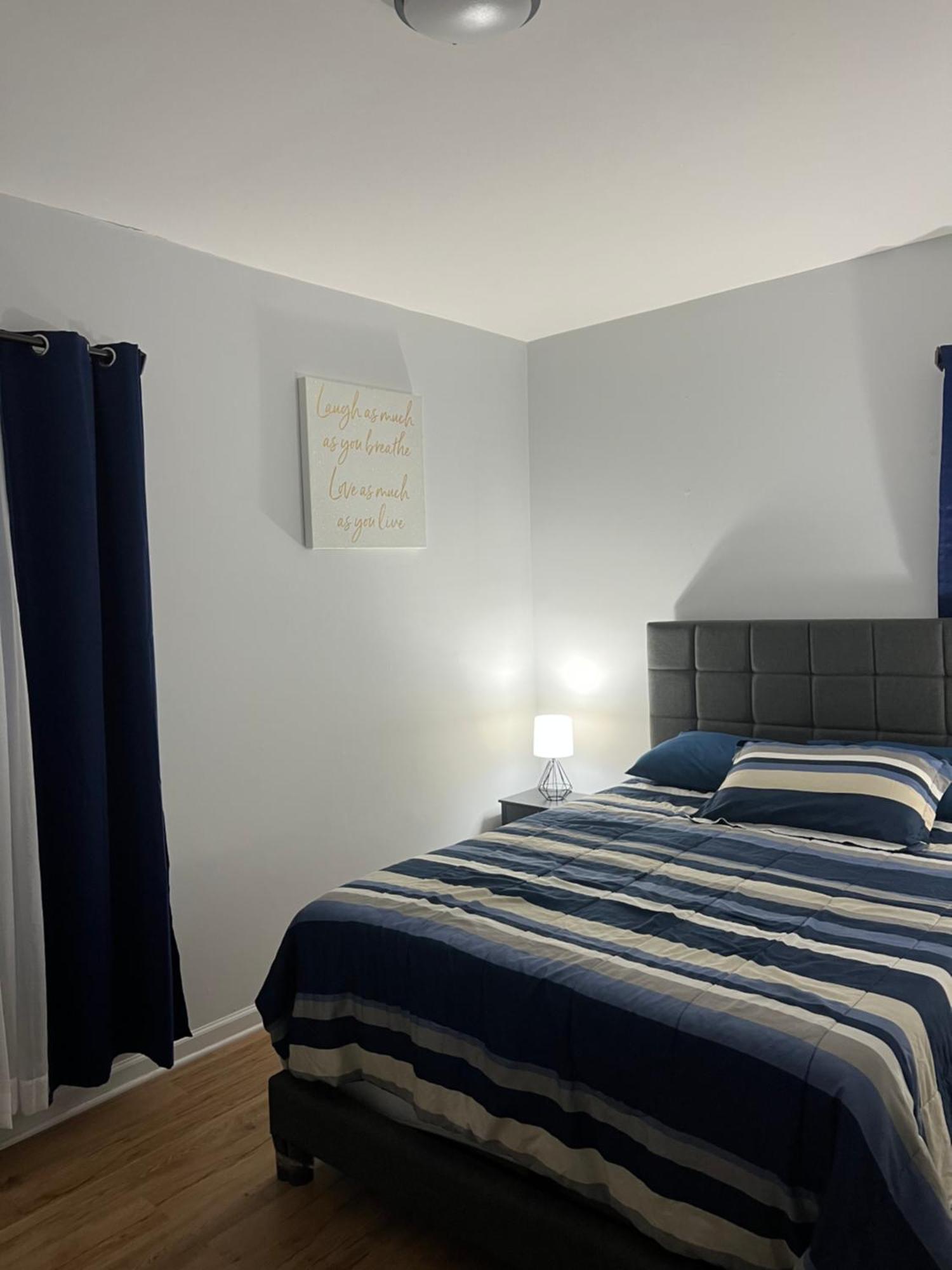 Hébergement de vacances Luxurious Townhouse Near Nyc Newark